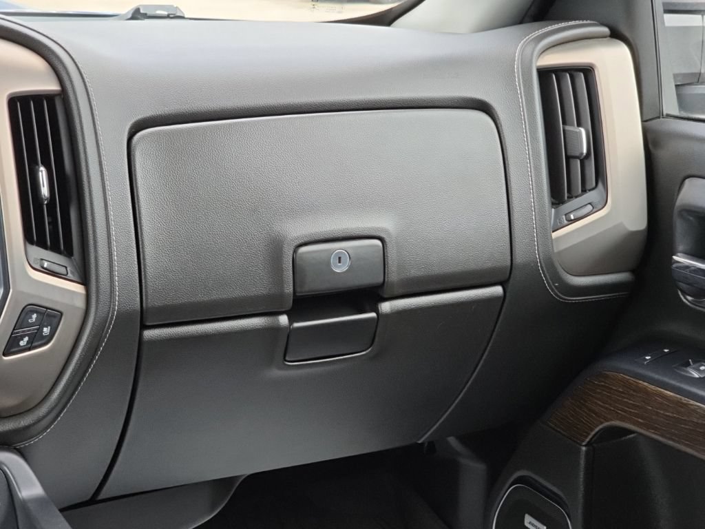 Used 2019 GMC Sierra 2500 Denali w/ Duramax Plus Package AWD/4WD image 36