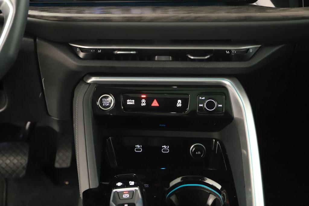 Certified 2025 Audi Q5 Prestige AWD/4WD image 21