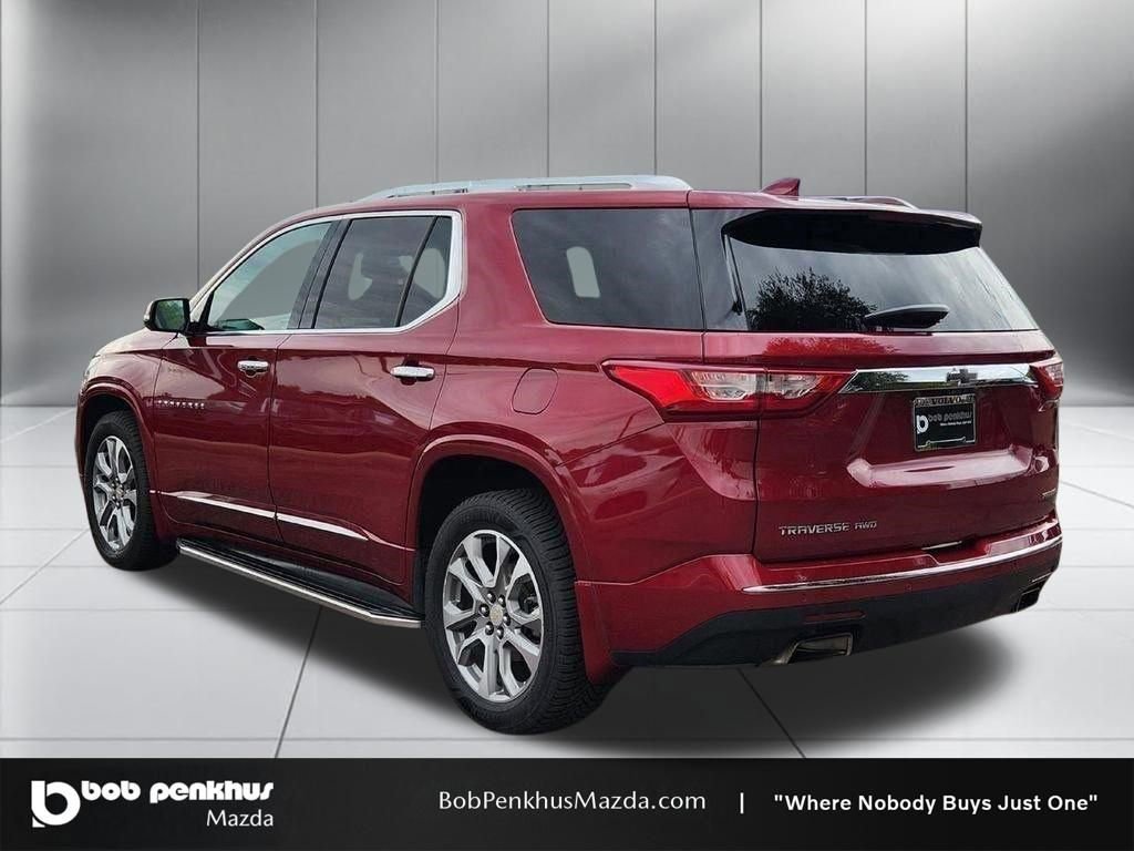 Used 2020 Chevrolet Traverse Premier w/ LPO, Black Accent Package image 31