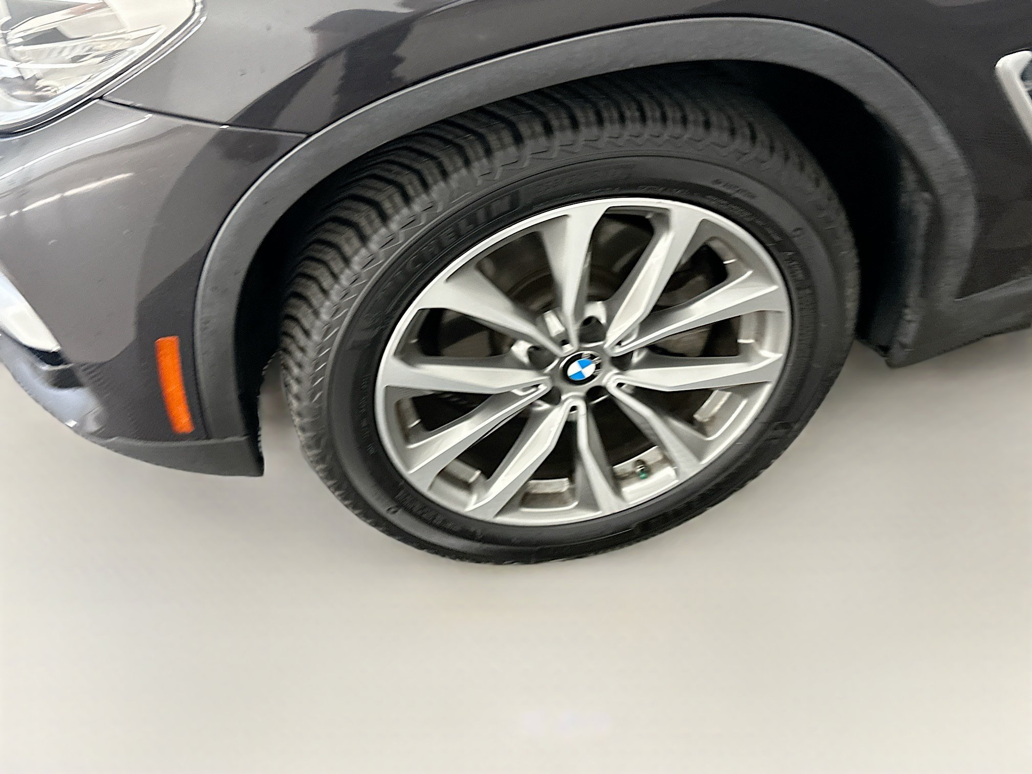 Used 2018 BMW X3 xDrive30i AWD/4WD image 11
