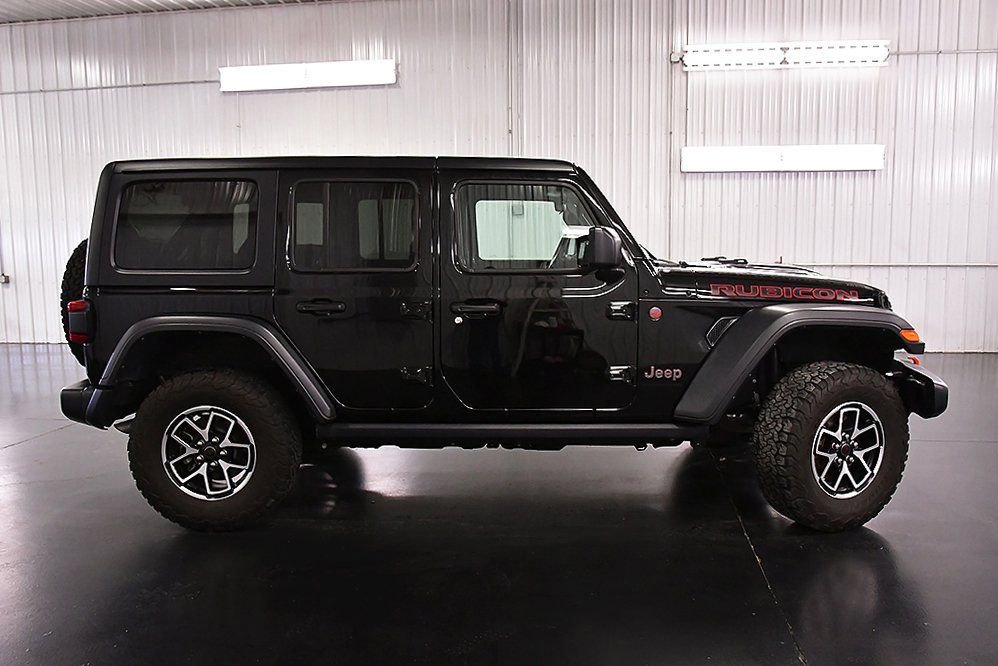Used 2024 Jeep Wrangler Unlimited Rubicon image 8