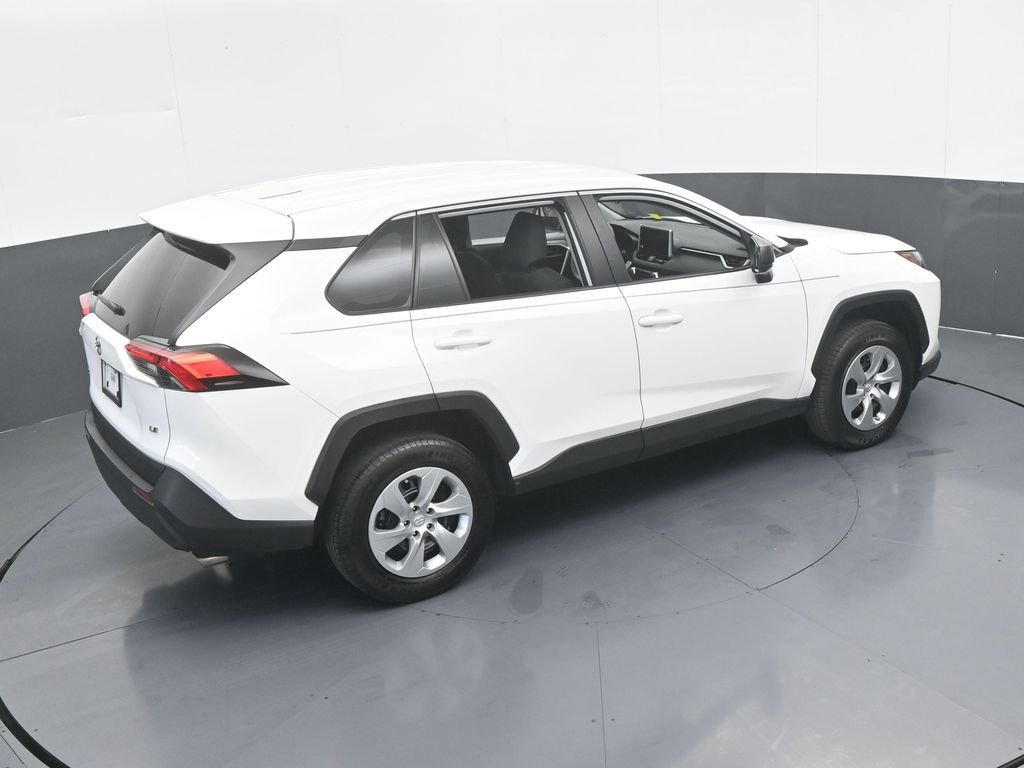 Used 2023 Toyota RAV4 LE image 40