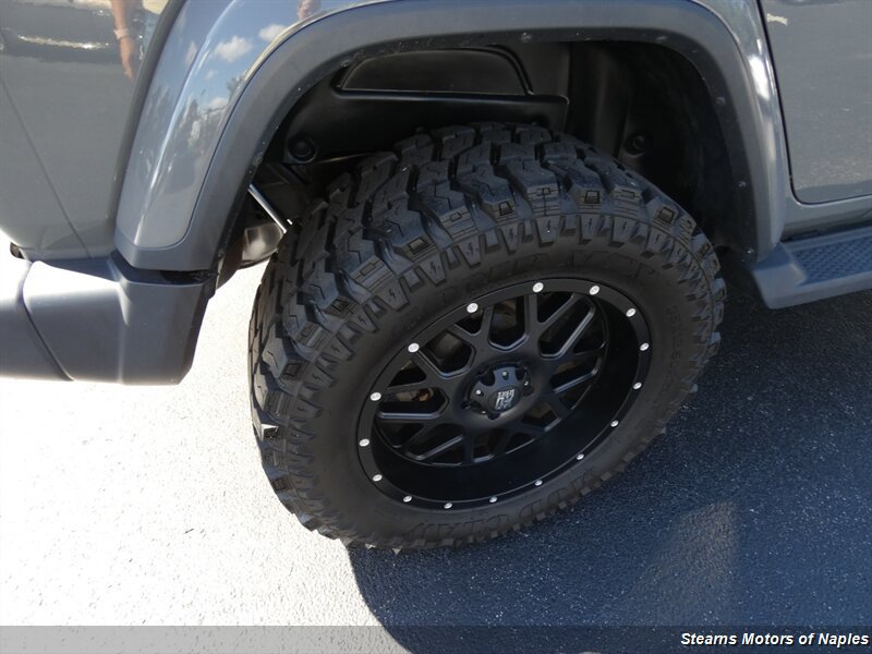 Used 2020 Jeep Wrangler Unlimited Sahara AWD/4WD image 16