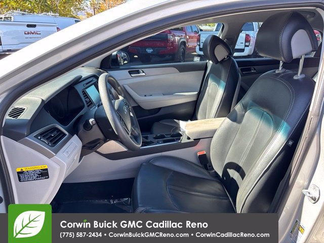 Used 2016 Hyundai Sonata SE FWD image 11