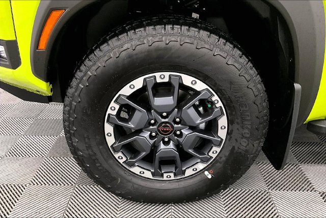 New 2026 Nissan Frontier PRO-4X w/ Pro Premium Package AWD/4WD image 12