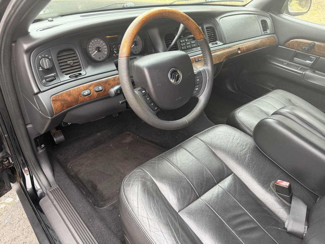 Used 2008 Mercury Grand Marquis LS image 8