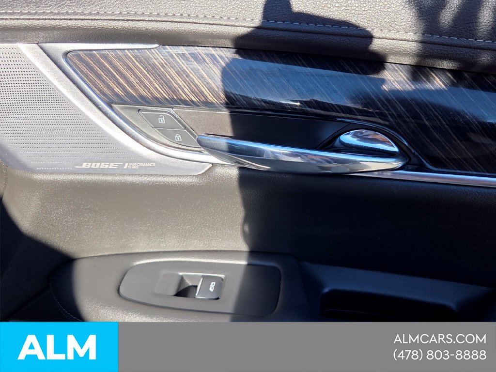 Used 2022 Cadillac XT6 Premium Luxury FWD image 21