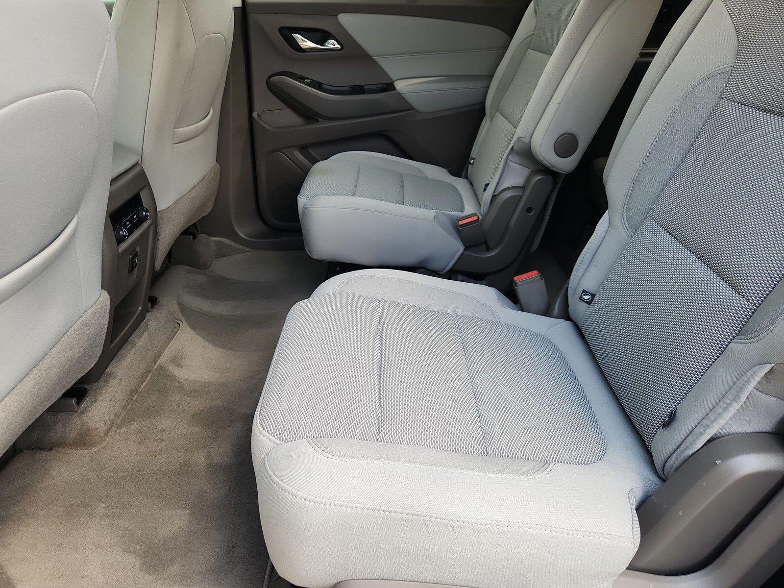 Certified 2019 Chevrolet Traverse LT FWD image 23