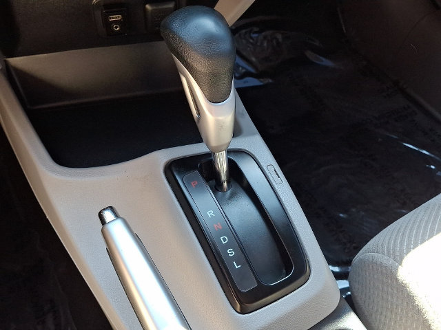 Used 2012 Honda Civic Hybrid Sedan image 9