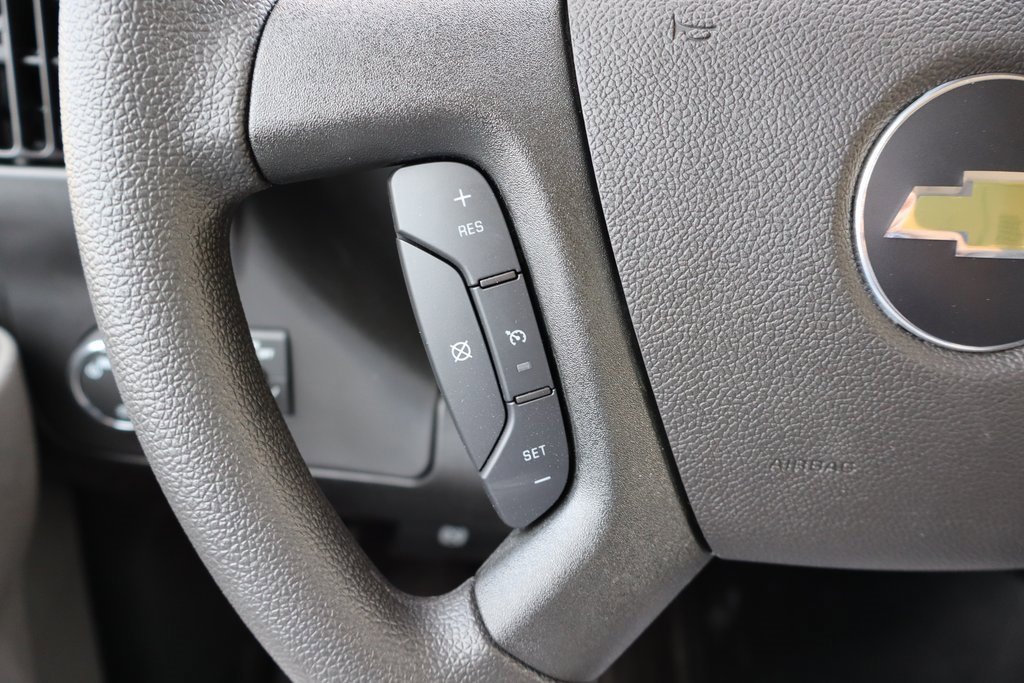 New 2025 Chevrolet Express 2500 Work Van w/ Driver Convenience Package image 7