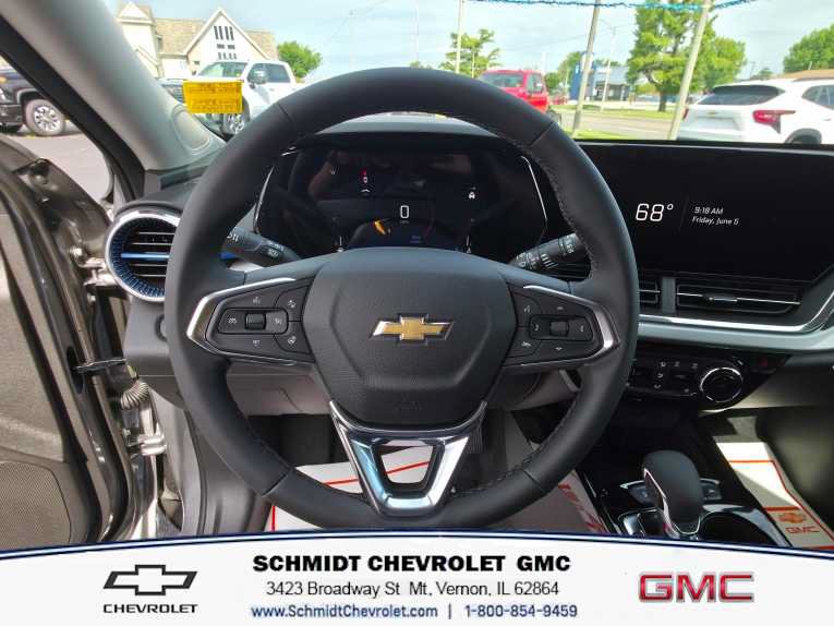 New 2026 Chevrolet Trax LT w/ Driver Confidence Package FWD image 14