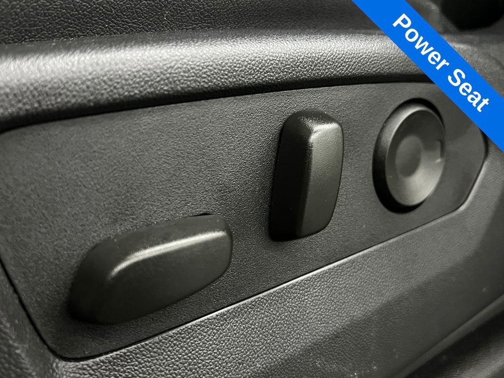 Used 2025 Chevrolet Suburban Z71 AWD/4WD image 17