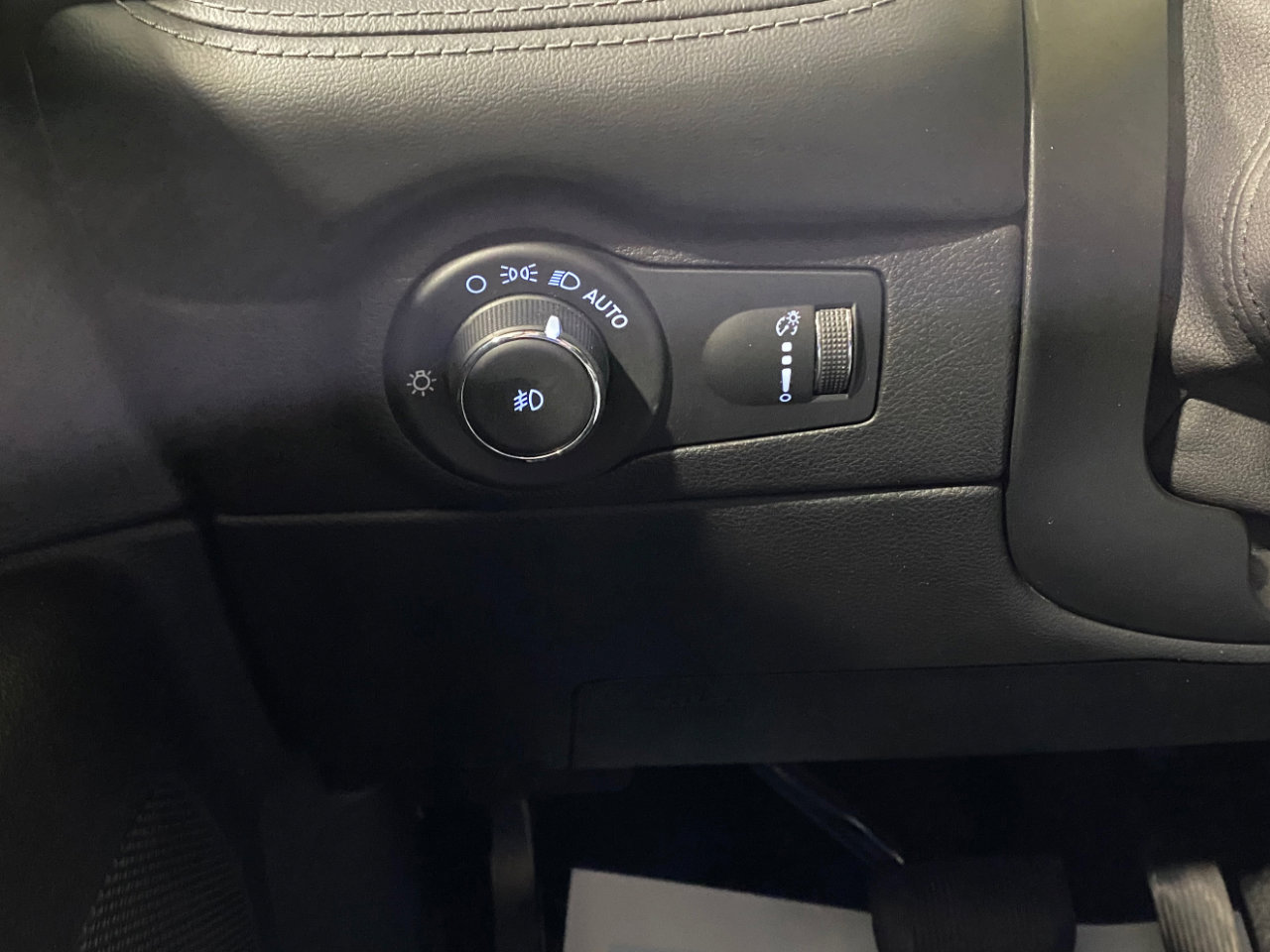 Used 2021 Dodge Durango GT image 22