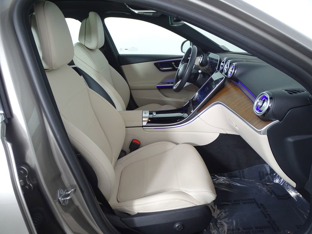 Used 2023 Mercedes-Benz C 300 Sedan image 11