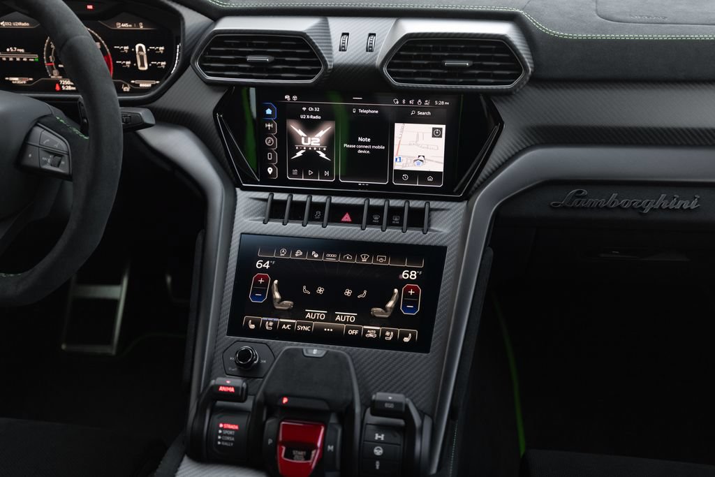 Used 2024 Lamborghini Urus Performante AWD/4WD image 34