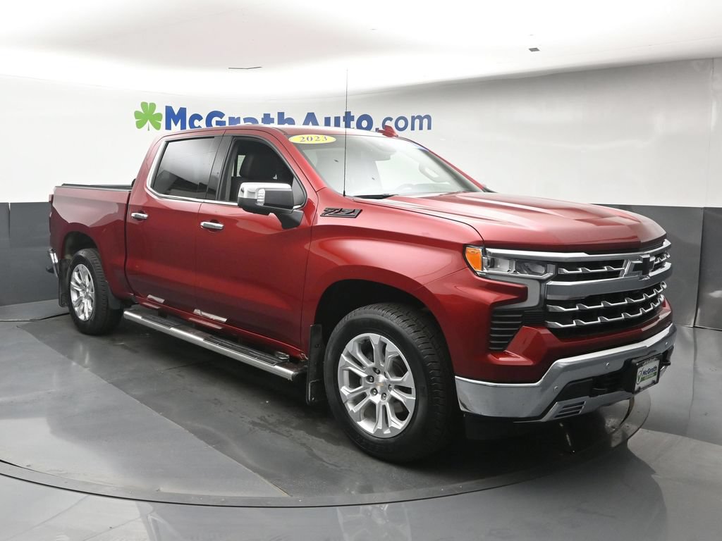 Used 2023 Chevrolet Silverado 1500 LTZ AWD/4WD image 2