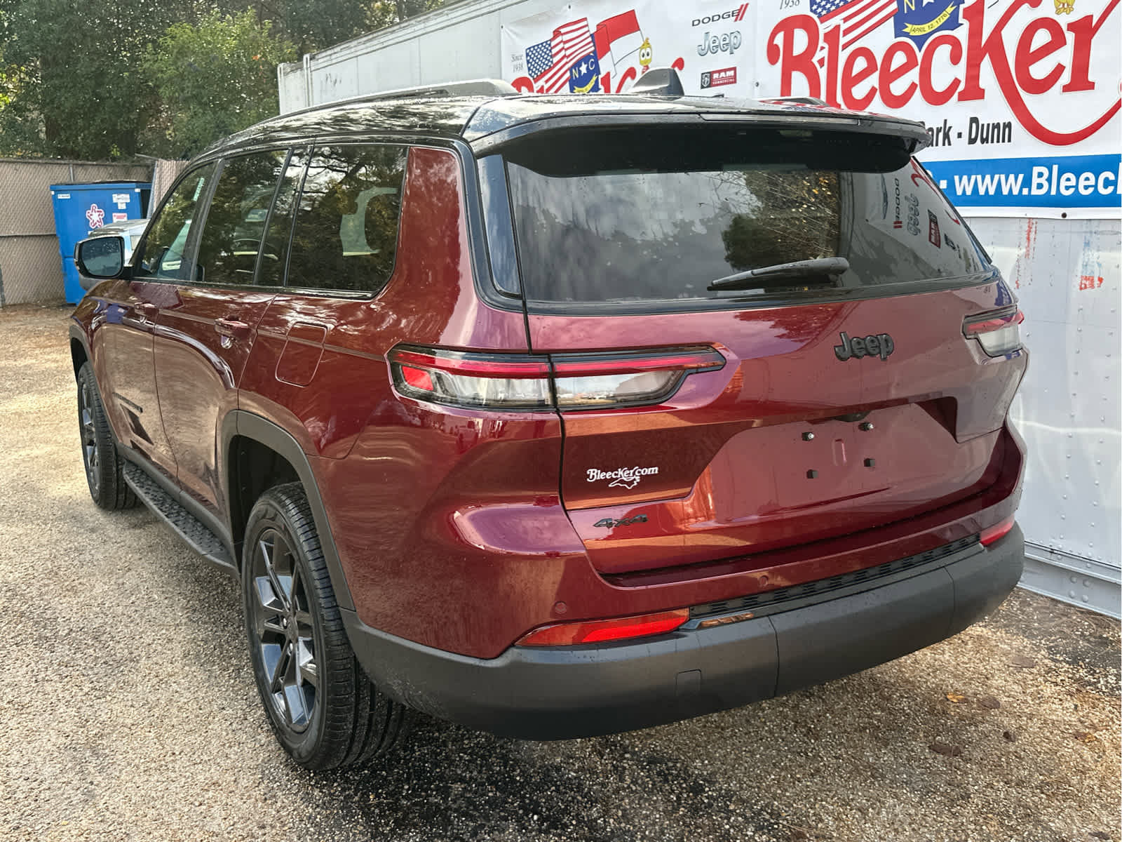 New 2025 Jeep Grand Cherokee L Limited w/ Trailer Tow Package AWD/4WD image 8