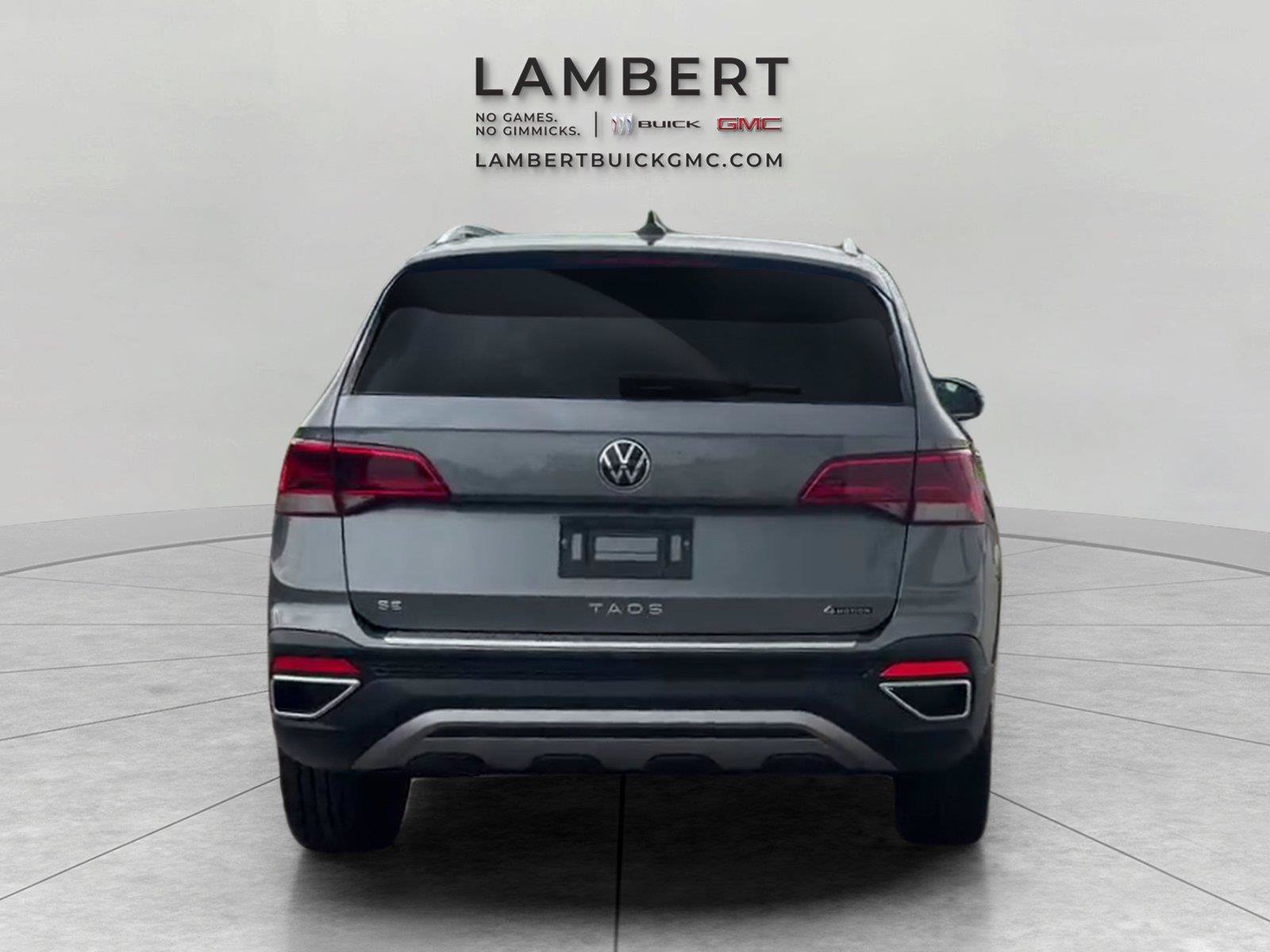 Used 2024 Volkswagen Taos SE w/ Black Wheel Plus Package AWD/4WD image 4