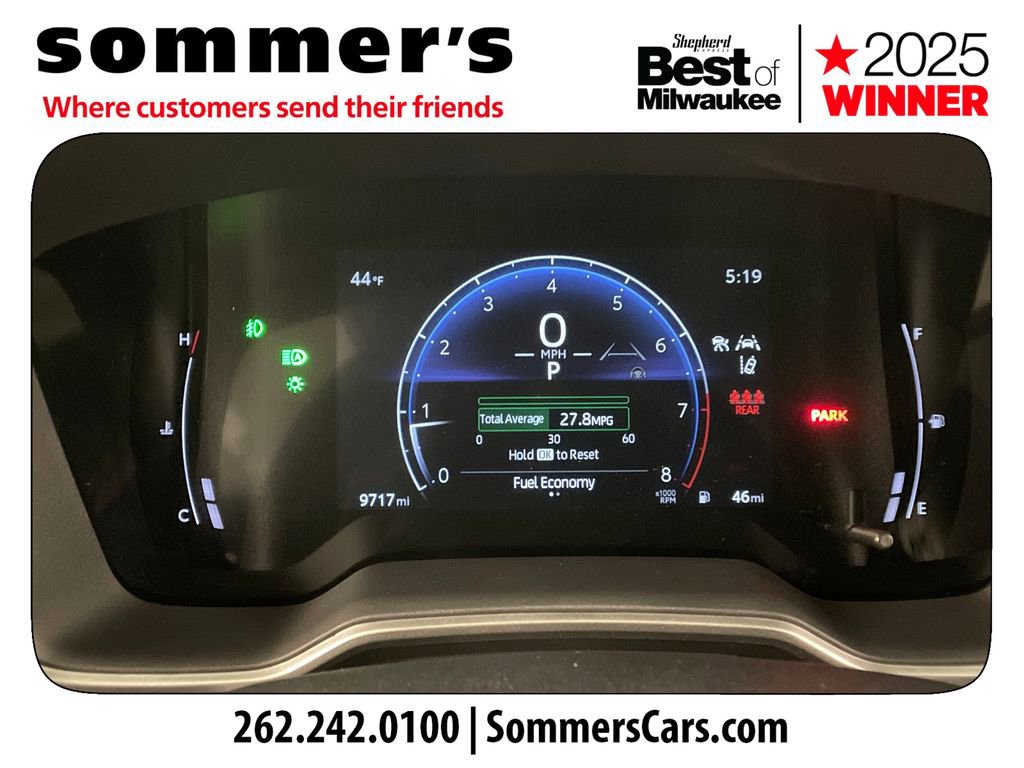 Used 2025 Toyota Corolla Cross XLE w/ Convenience Package image 13