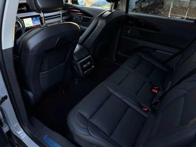 New 2026 Lincoln Nautilus Premier w/ Equipment Group 102A image 20