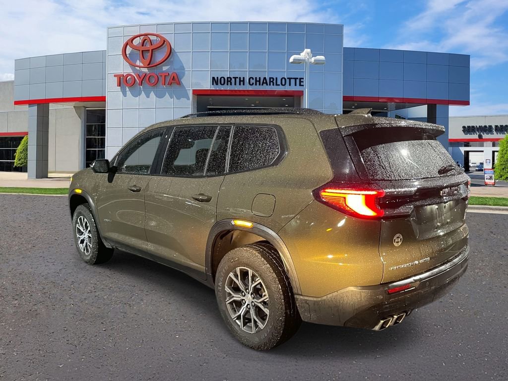 Used 2024 GMC Acadia AT4 w/ Luxury Package image 8