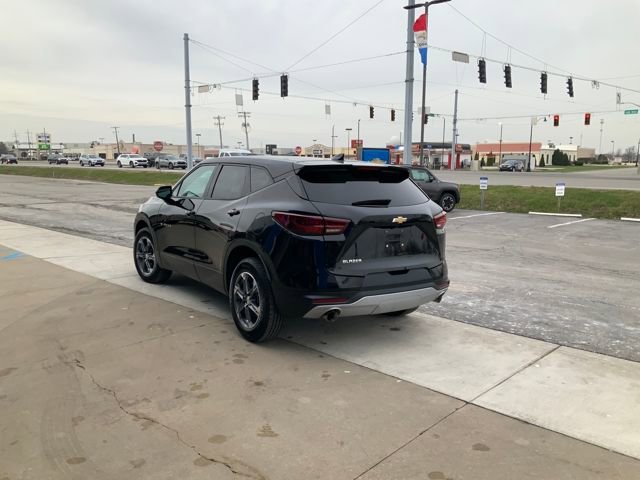 Used 2025 Chevrolet Blazer LT image 7