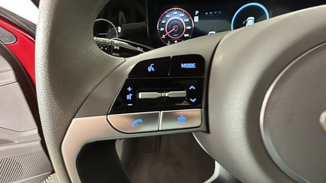 Certified 2024 Hyundai Elantra SEL FWD image 15