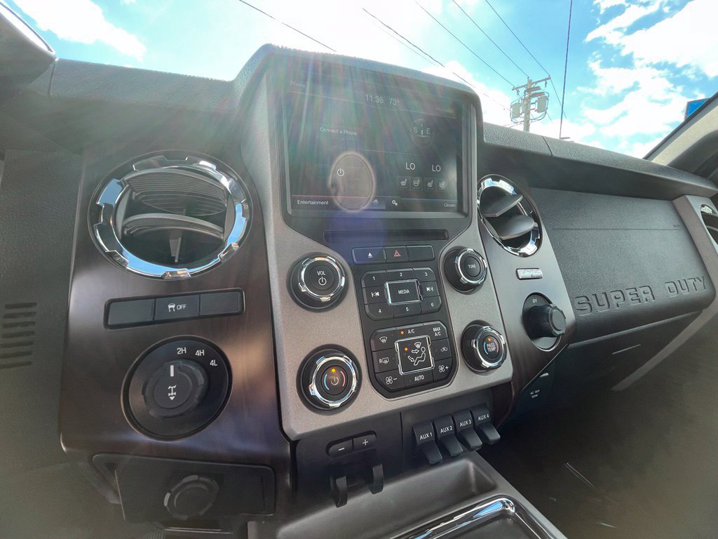 Used 2013 Ford F350 Lariat w/ Lariat Interior Pkg AWD/4WD image 22