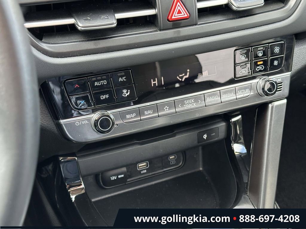 Certified 2025 Kia Seltos EX w/ EX Sunroof Package image 28