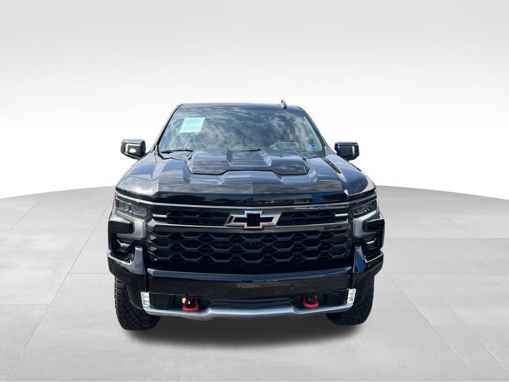 Used 2025 Chevrolet Silverado 1500 ZR2 w/ Technology Package AWD/4WD image 35
