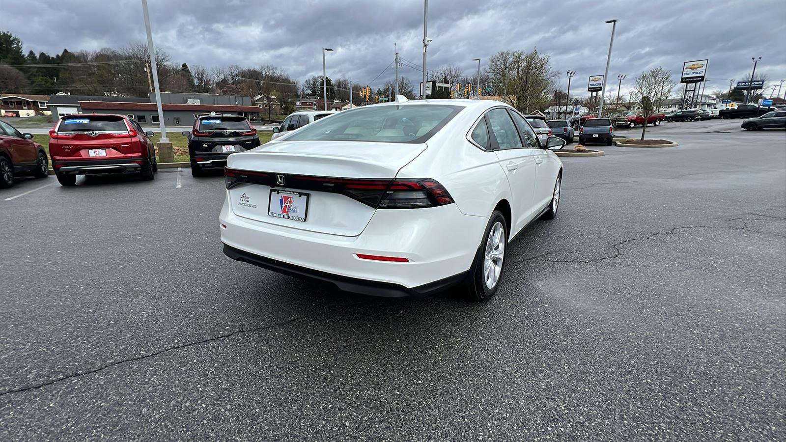 New 2025 Honda Accord LX image 4