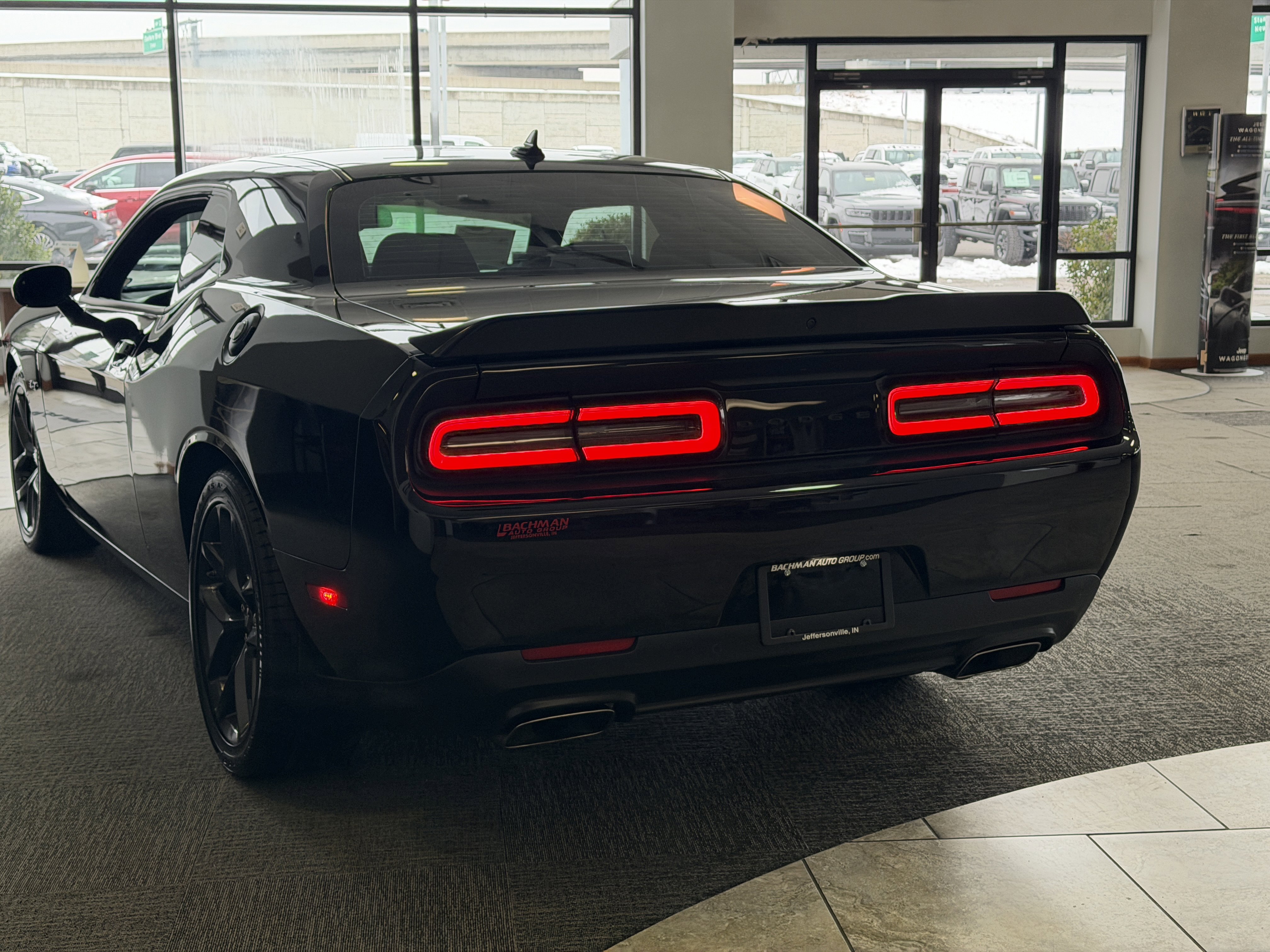 Used 2023 Dodge Challenger R/T w/ Plus Package image 7