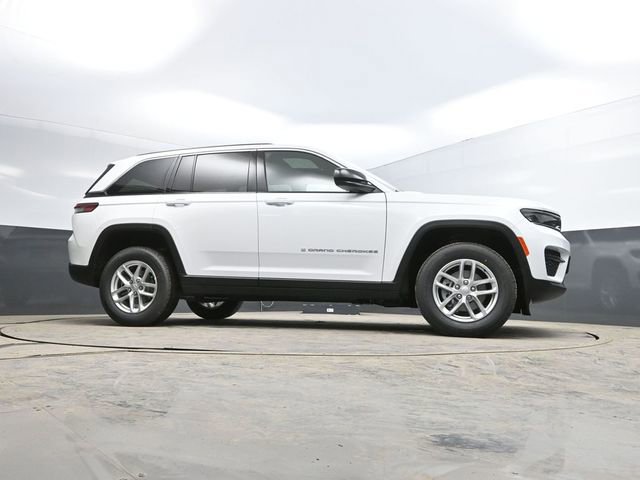 New 2026 Jeep Grand Cherokee Laredo X AWD/4WD image 45