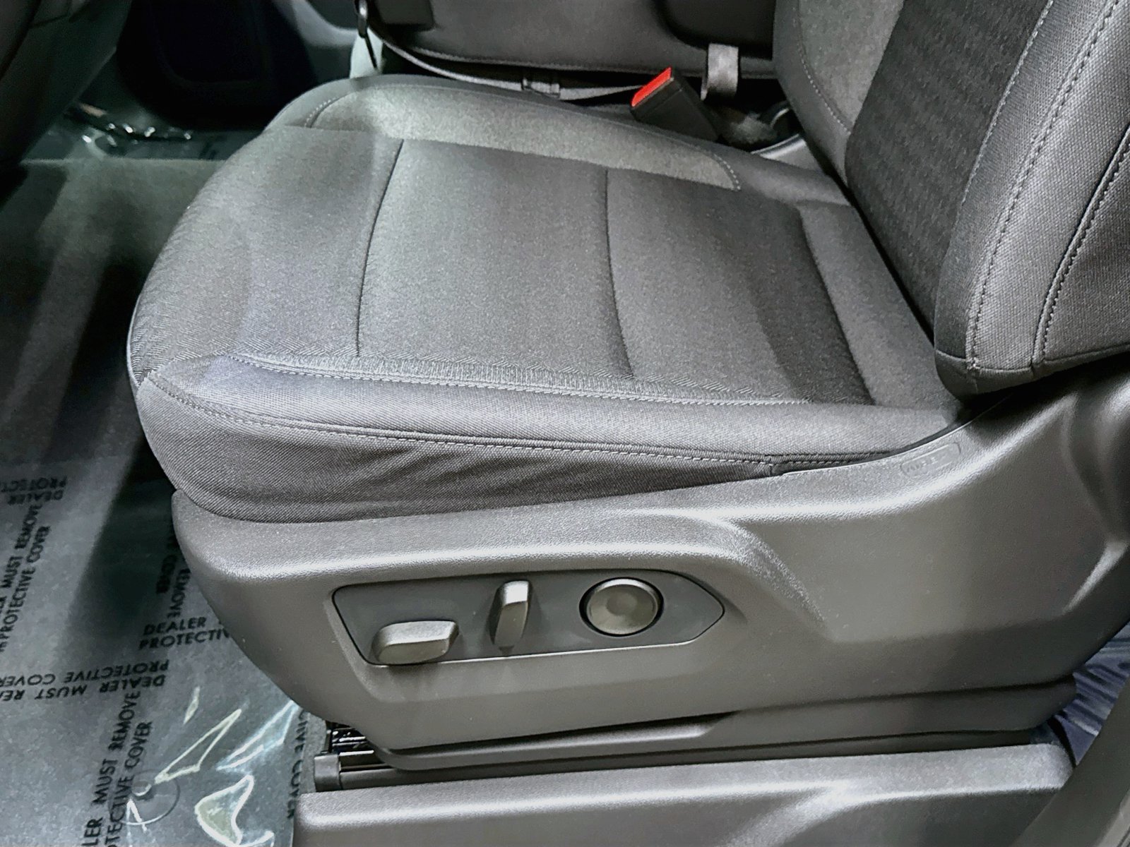 New 2026 Chevrolet Silverado 1500 Custom w/ Turbomax Blackout Package AWD/4WD image 22