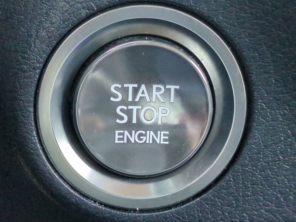 Used 2020 Lexus RX 350L FWD w/ Premium Package image 39