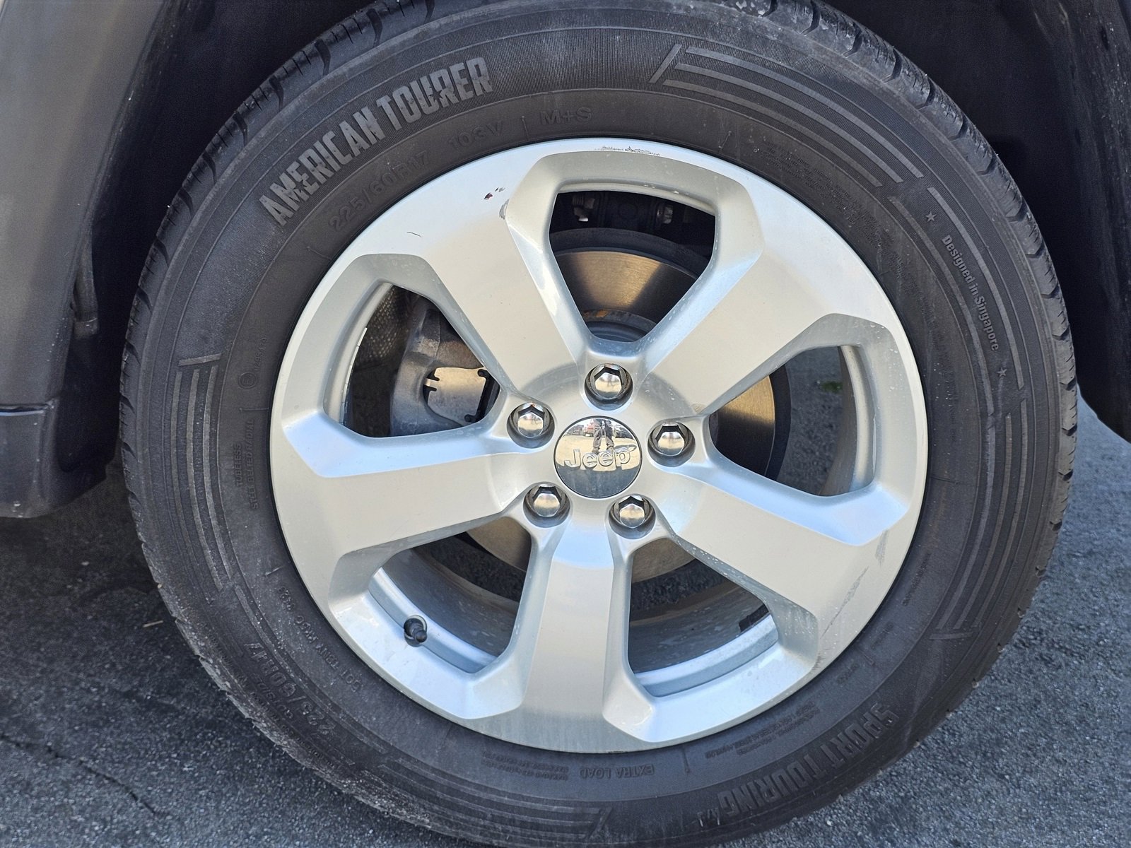 Used 2019 Jeep Compass Latitude w/ Popular Equipment Group image 9