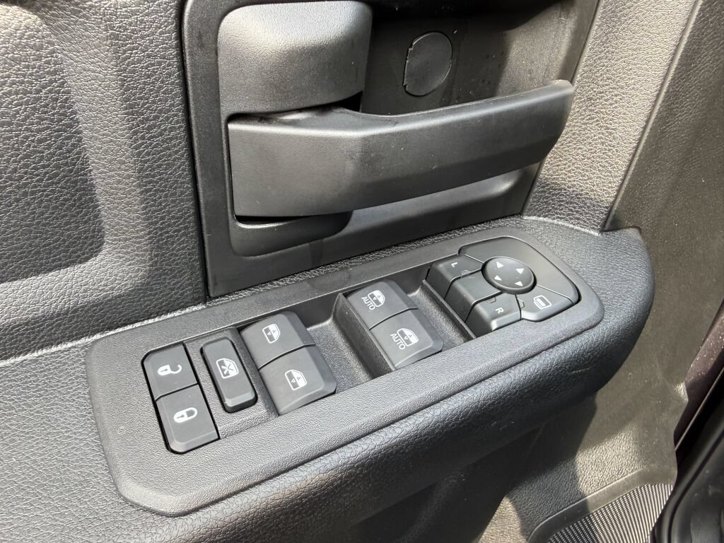 New 2026 RAM 3500 Tradesman AWD/4WD image 18