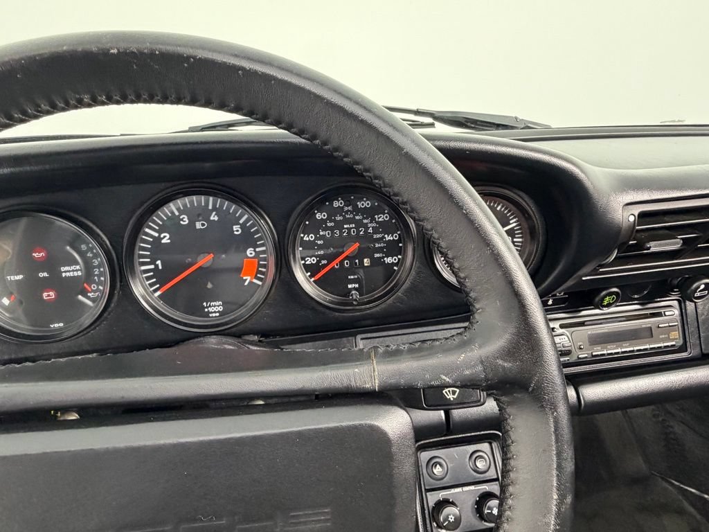 Used 1989 Porsche 911 Speedster RWD image 32