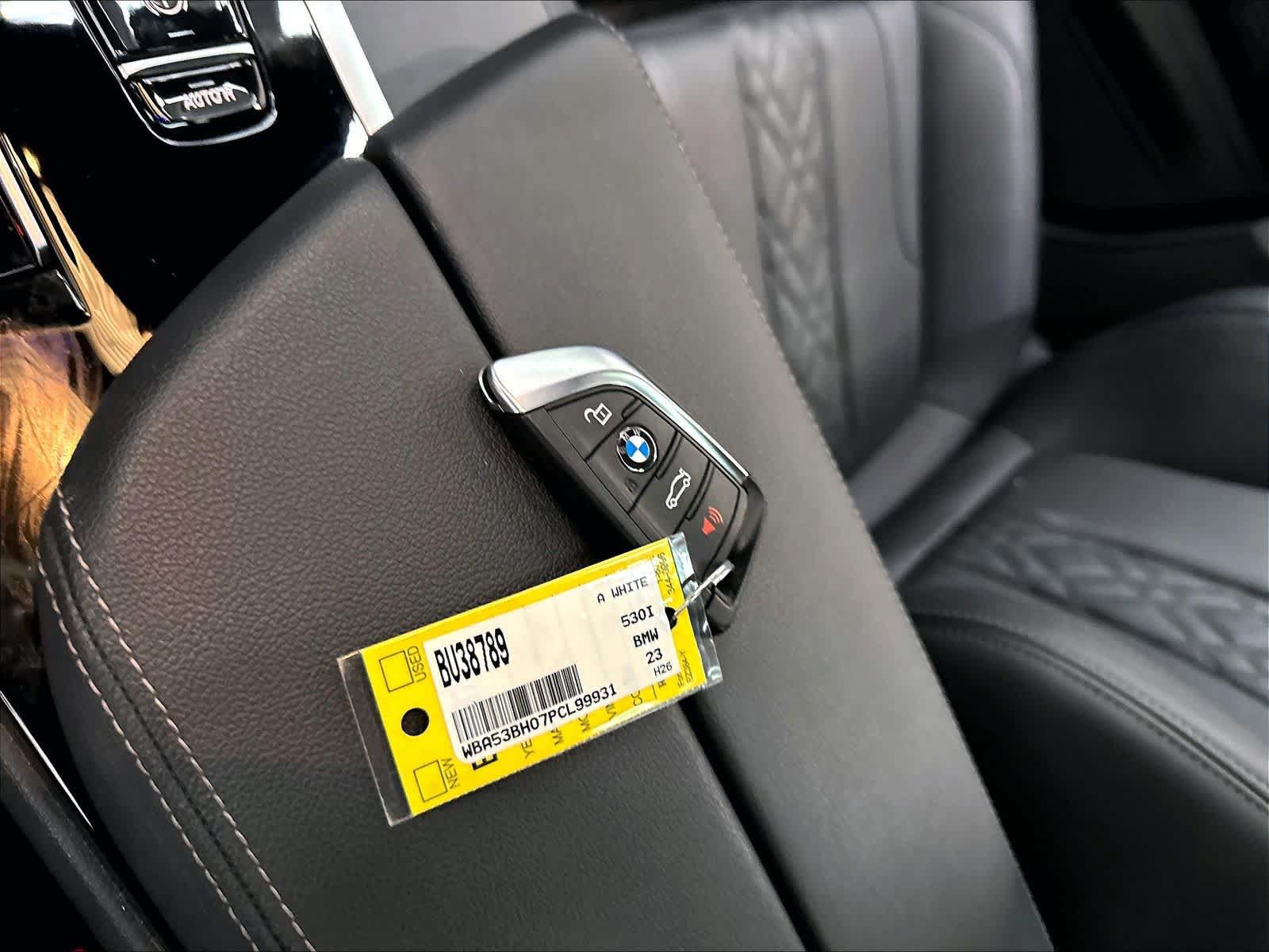 Used 2023 BMW 530i w/ Convenience Package RWD image 14