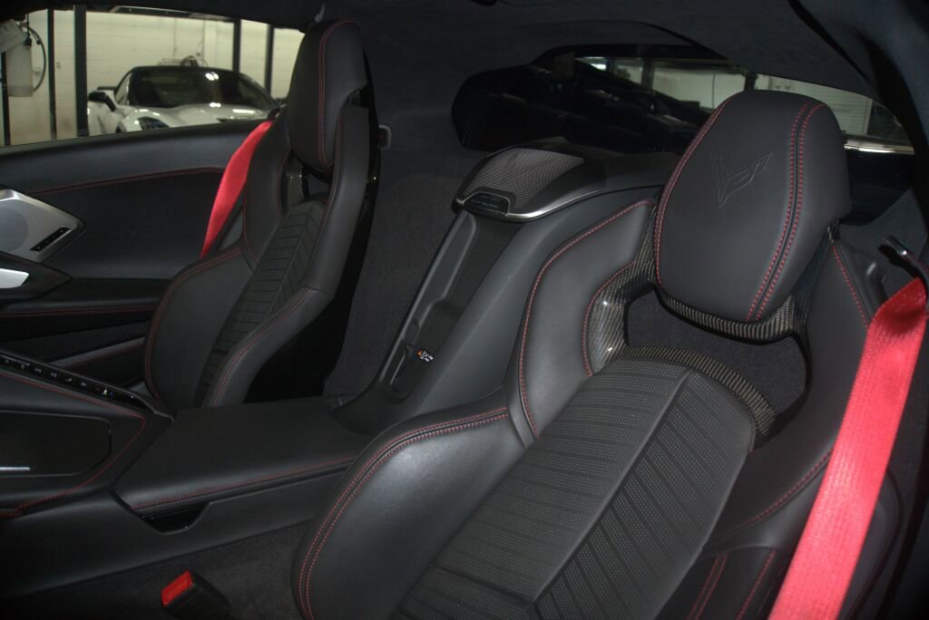 Used 2020 Chevrolet Corvette Stingray Premium Cpe w/ 3LT Preferred Equipment Group RWD image 37