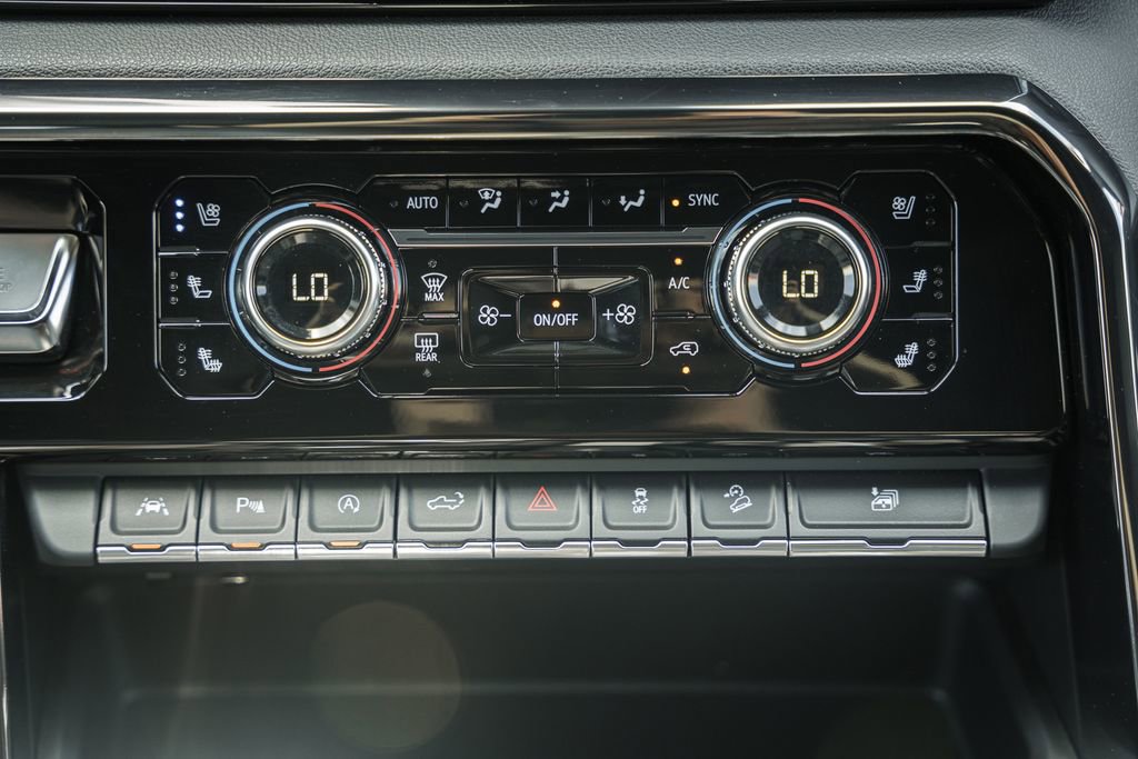 Used 2022 GMC Sierra 1500 AT4 w/ AT4 Premium Package image 34