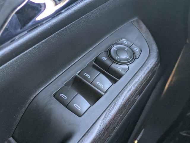 Used 2023 GMC Acadia Denali w/ Denali Ultimate Package image 21