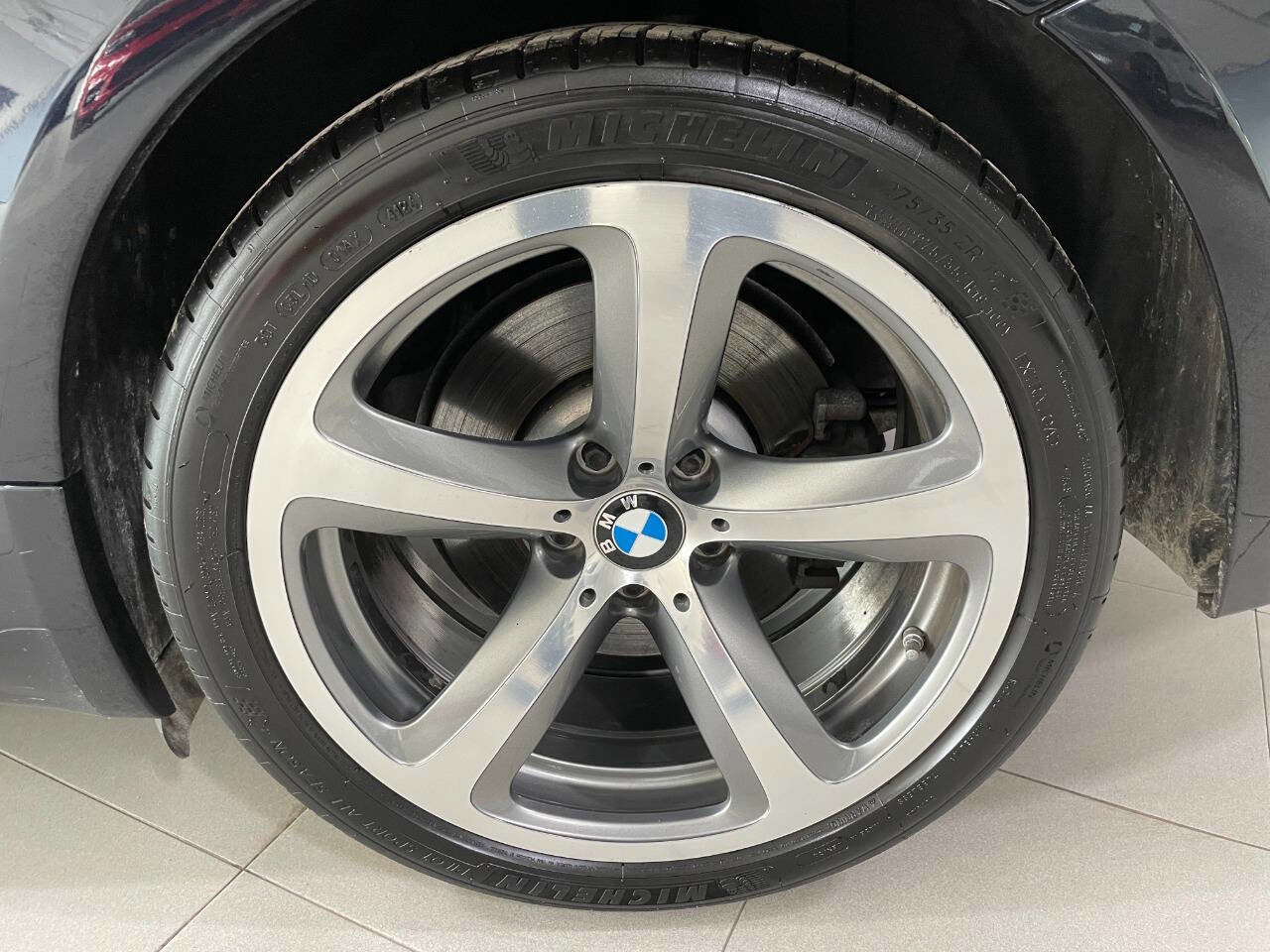 Used 2009 BMW 650i Coupe w/ Sport Pkg RWD image 11