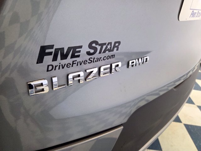 Used 2025 Chevrolet Blazer LT AWD/4WD image 15