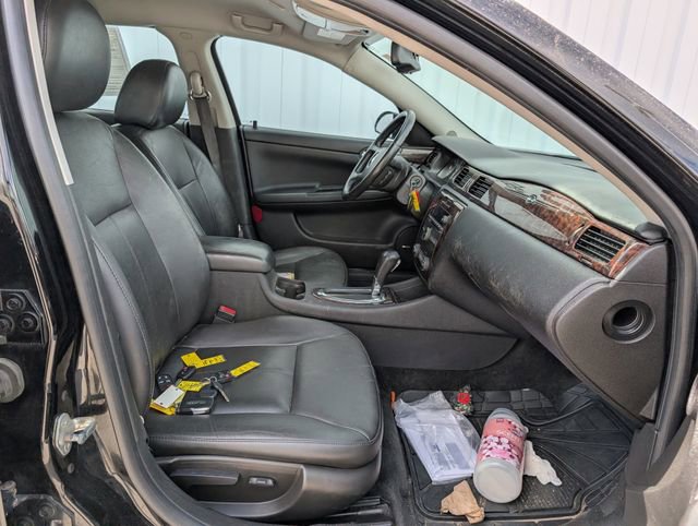 Used 2013 Chevrolet Impala LTZ FWD image 17