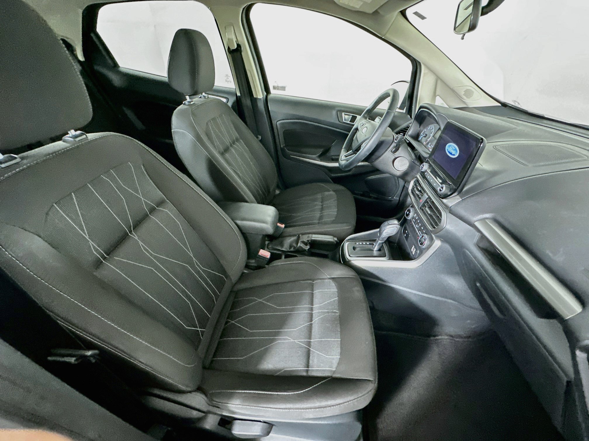 Used 2019 Ford EcoSport SE w/ SE Convenience Package FWD image 31
