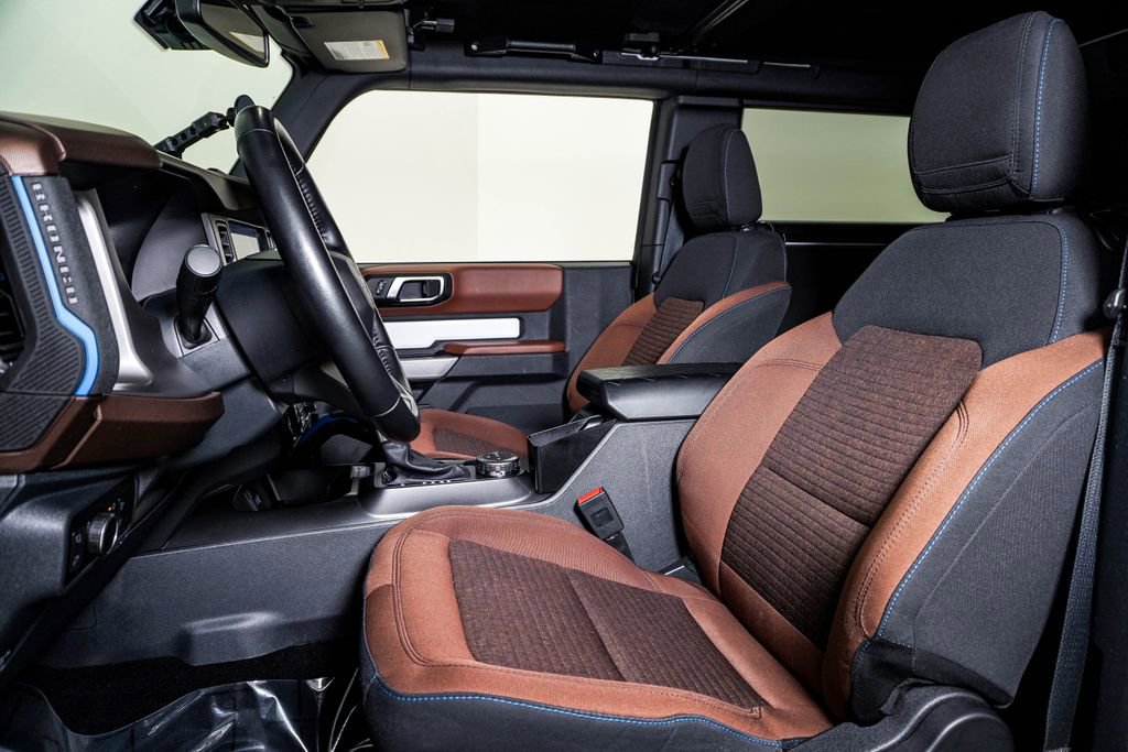 Used 2023 Ford Bronco Outer Banks image 17