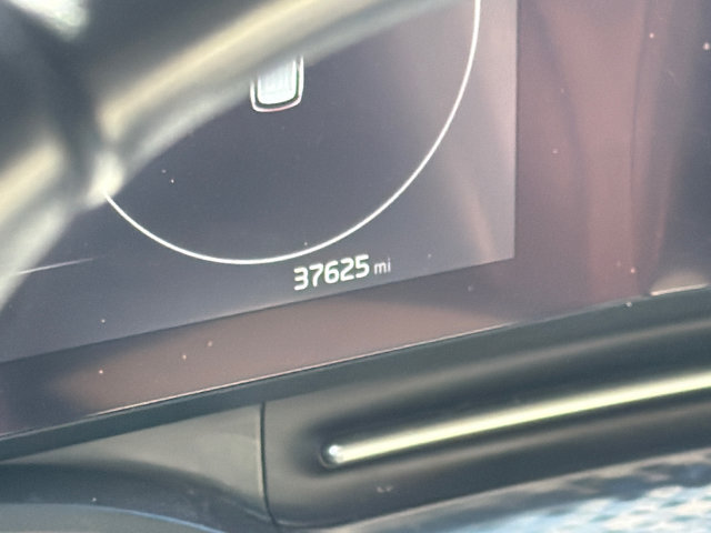 Used 2023 Kia Carnival SX Prestige FWD image 6