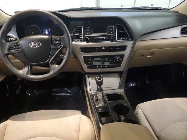Used 2015 Hyundai Sonata SE FWD image 14