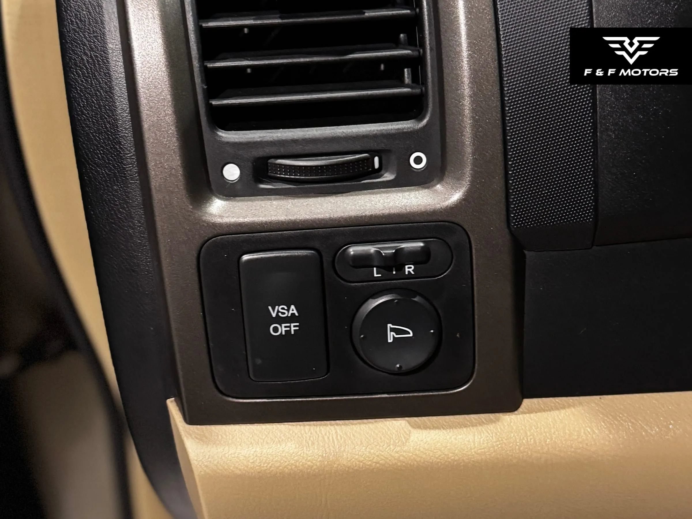 Used 2008 Honda CR-V LX image 17